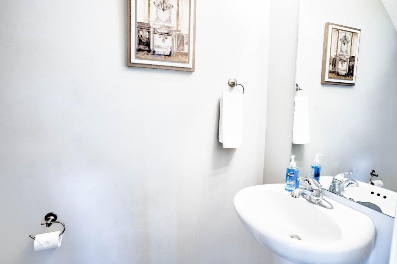 Kannapolis Elegant Townhouse - Pet Friendly المظهر الخارجي الصورة
