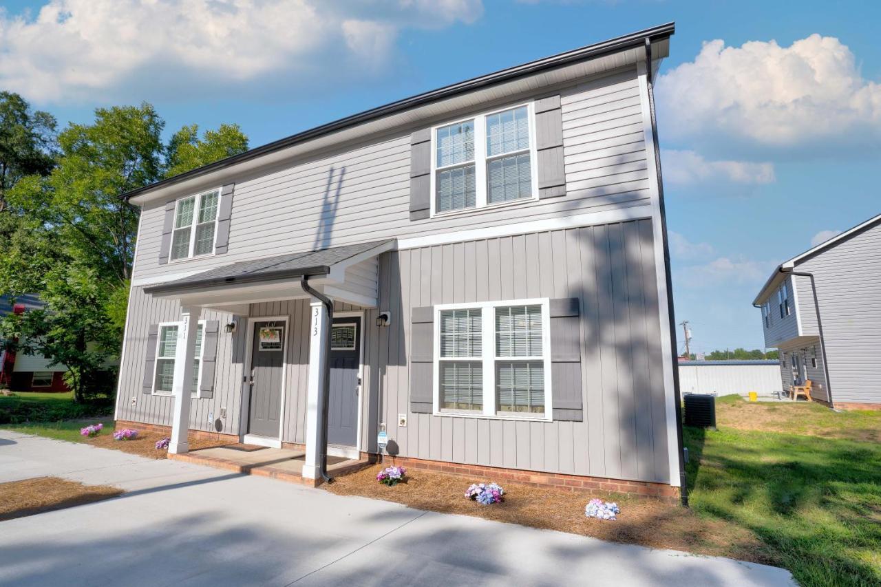 Kannapolis Elegant Townhouse - Pet Friendly المظهر الخارجي الصورة